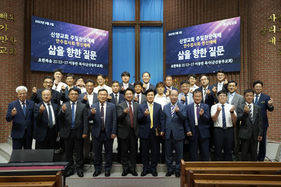 단체사진 보정.jpg